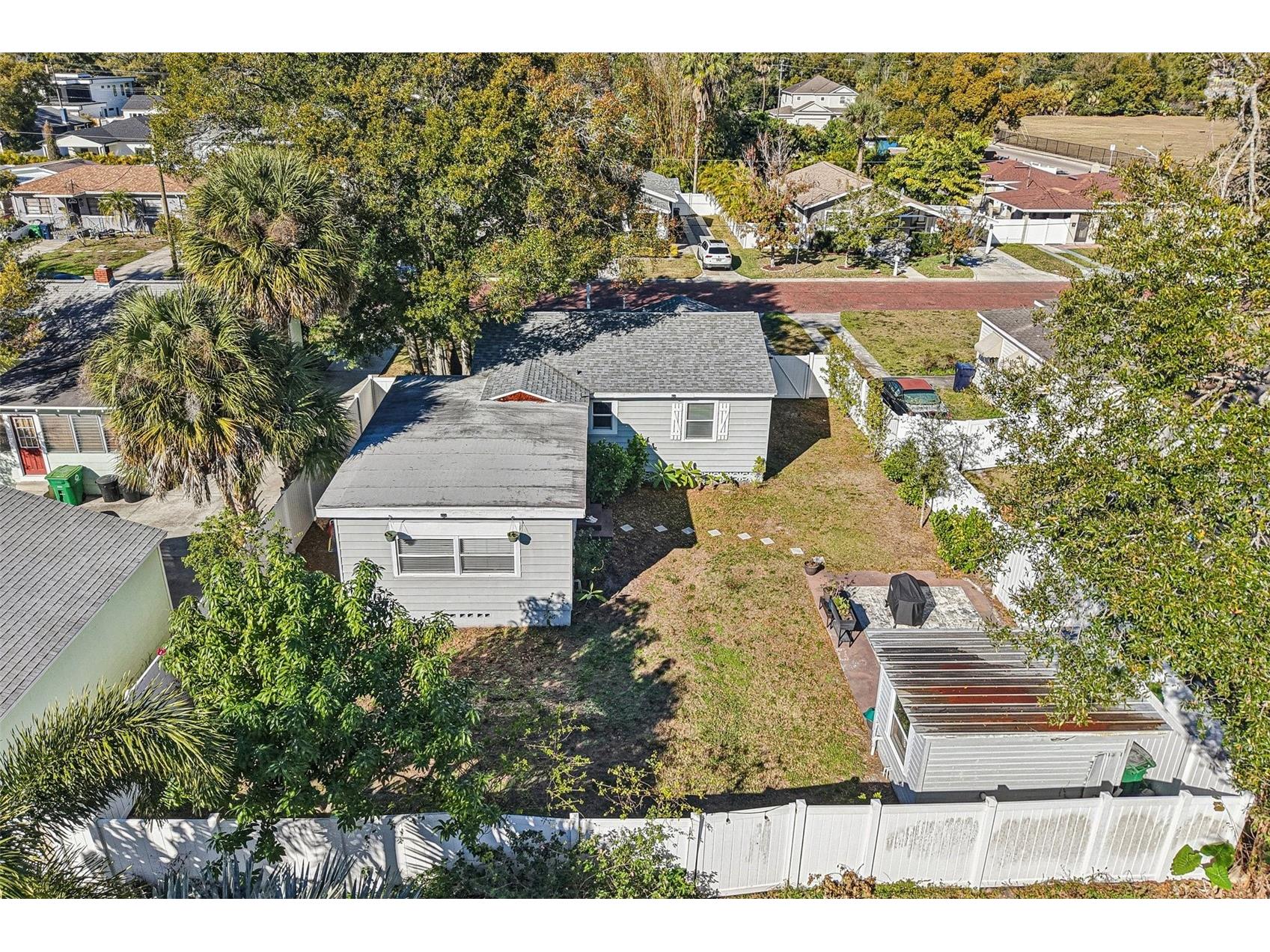 704 W Fribley Street Tampa FL 33603 TB8457635 image31