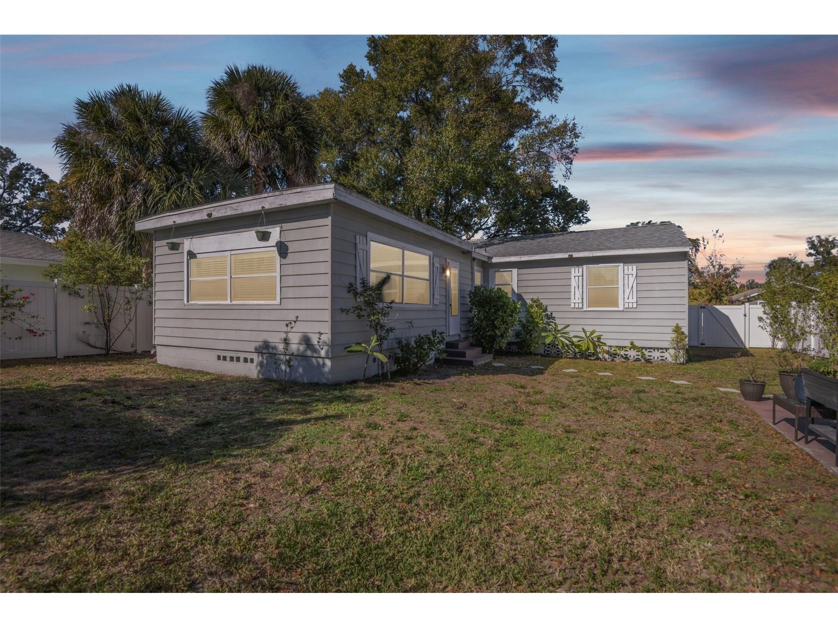 704 W Fribley Street Tampa FL 33603 TB8457635 image33