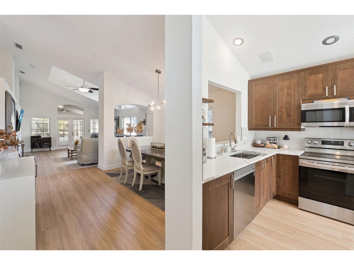 7040 Somerton Boulevard #52 Orlando FL 32819 O6365472 image3