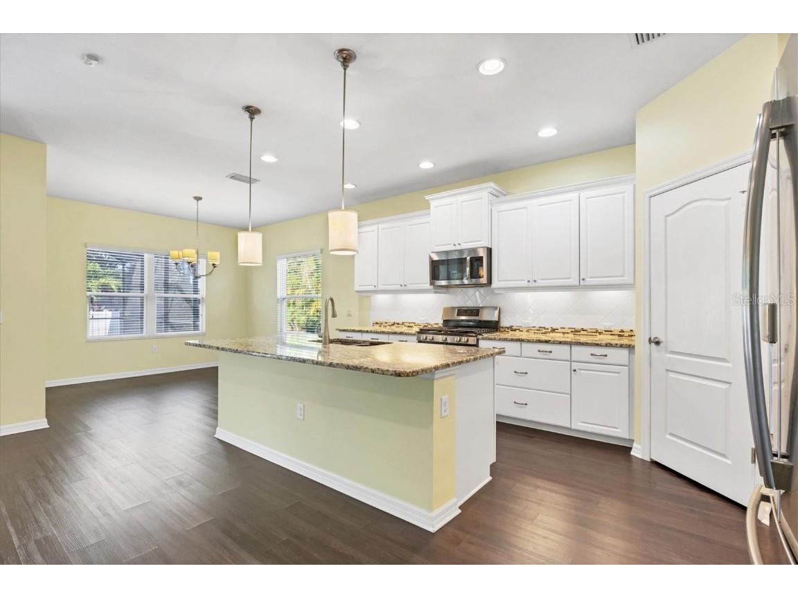 7040 White Willow Court Sarasota FL 34243 A4669438 image17