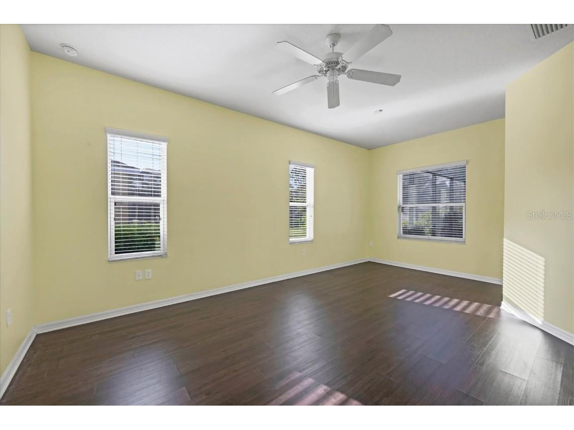 7040 White Willow Court Sarasota FL 34243 A4669438 image24