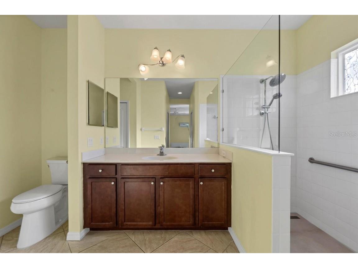 7040 White Willow Court Sarasota FL 34243 A4669438 image26