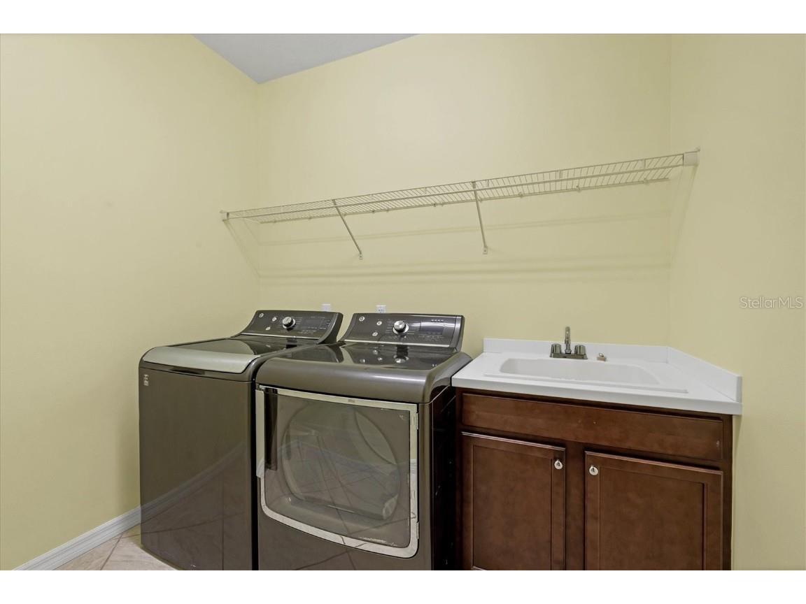 7040 White Willow Court Sarasota FL 34243 A4669438 image34