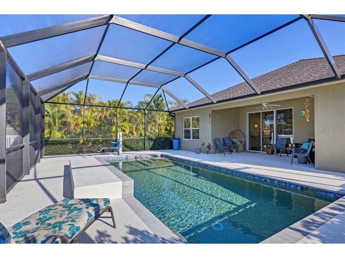 7040 White Willow Court Sarasota FL 34243 A4669438 image41