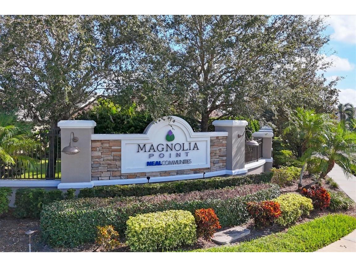 7040 White Willow Court Sarasota FL 34243 A4669438 image46