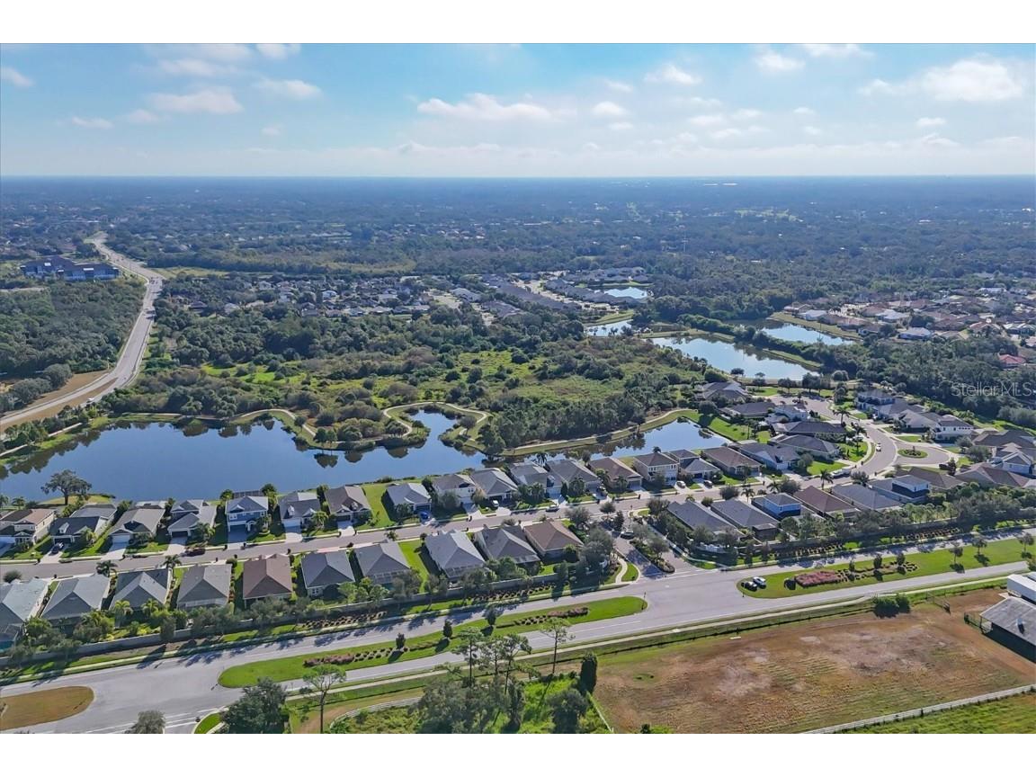 7040 White Willow Court Sarasota FL 34243 A4669438 image49
