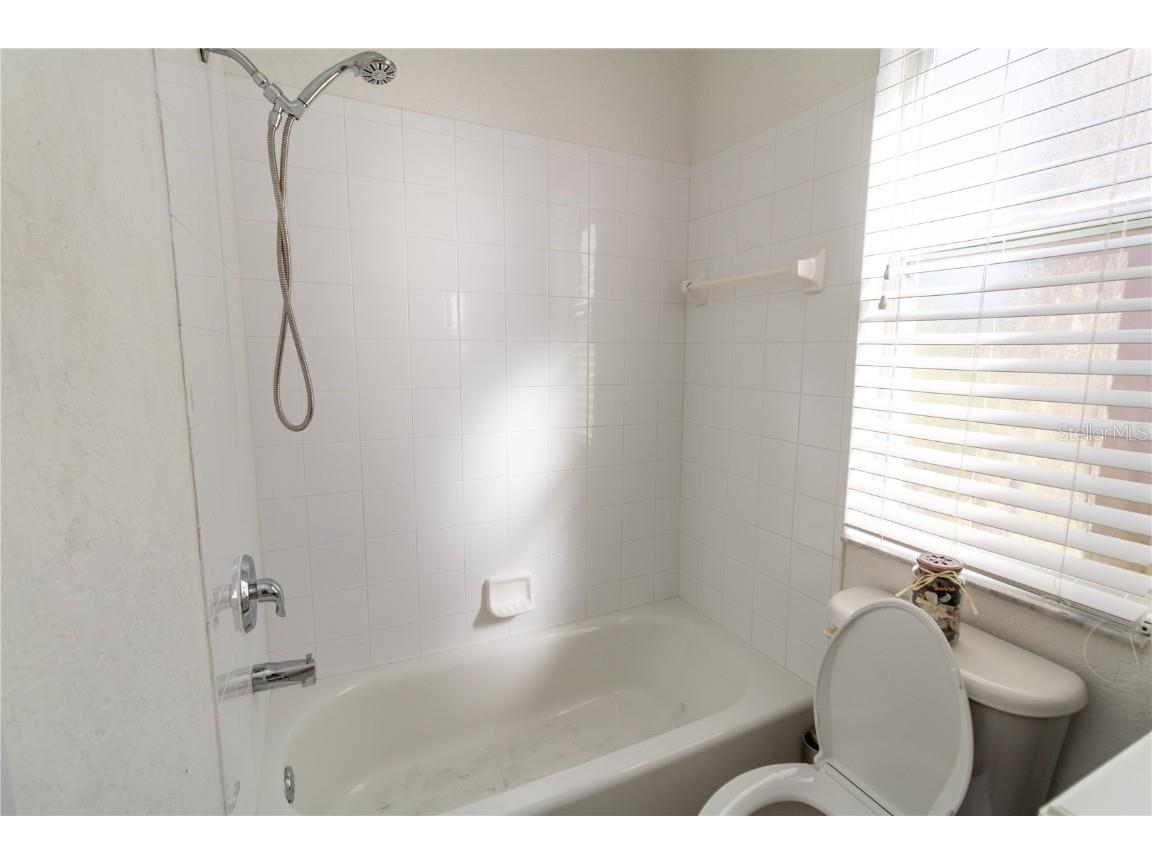 7041 Chatum Light Run Bradenton FL 34212 A4668310 image27