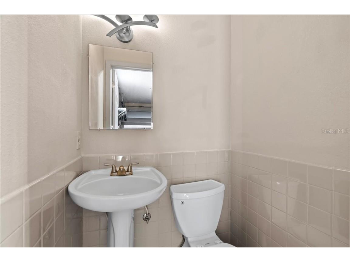 7041 Daggett Terrace New Port Richey FL 34655 W7877611 image28