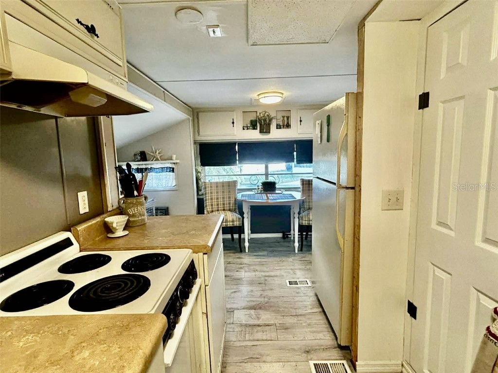 7041 Fairview Village Circle Winter Haven FL 33881 P4937431 image5