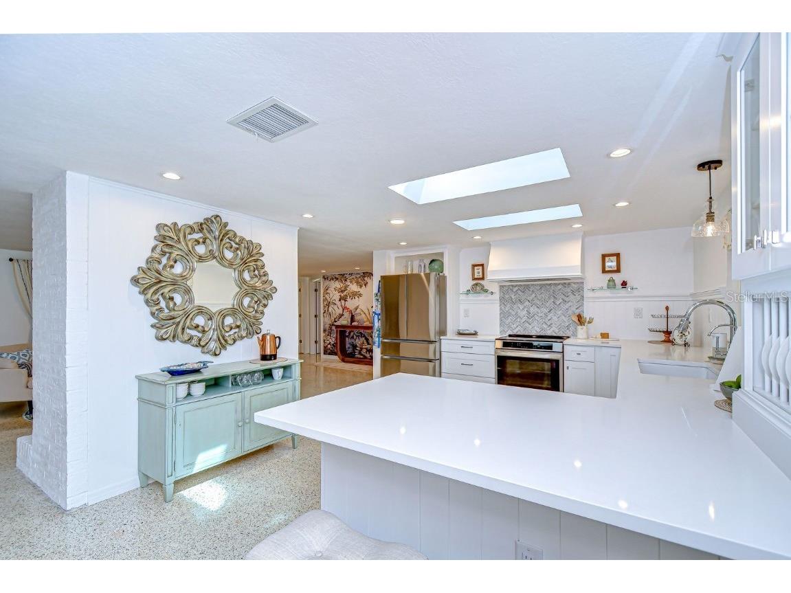 7041 Morningstar Lane New Port Richey FL 34652 - OYSTER BAY W7877455 image11