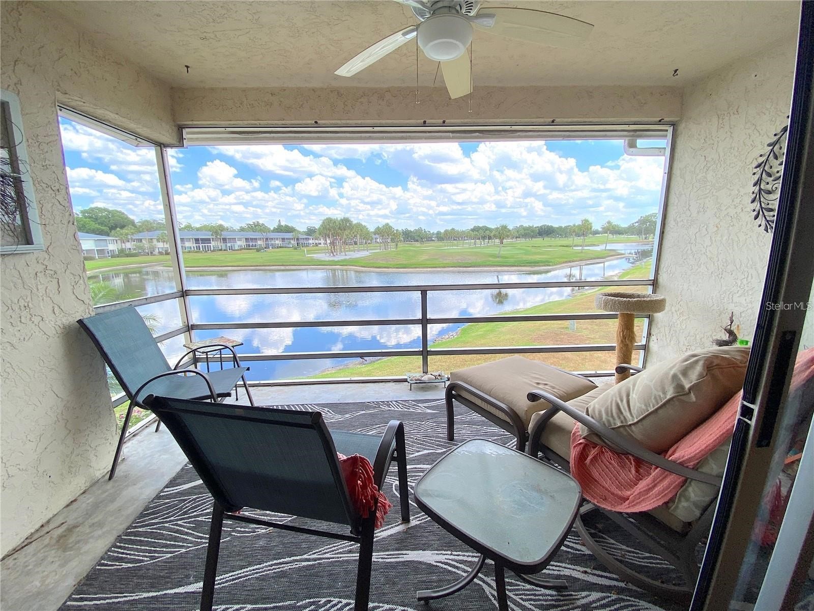 7041 W Country Club Drive N #218 Sarasota FL 34243 A4660202 image1