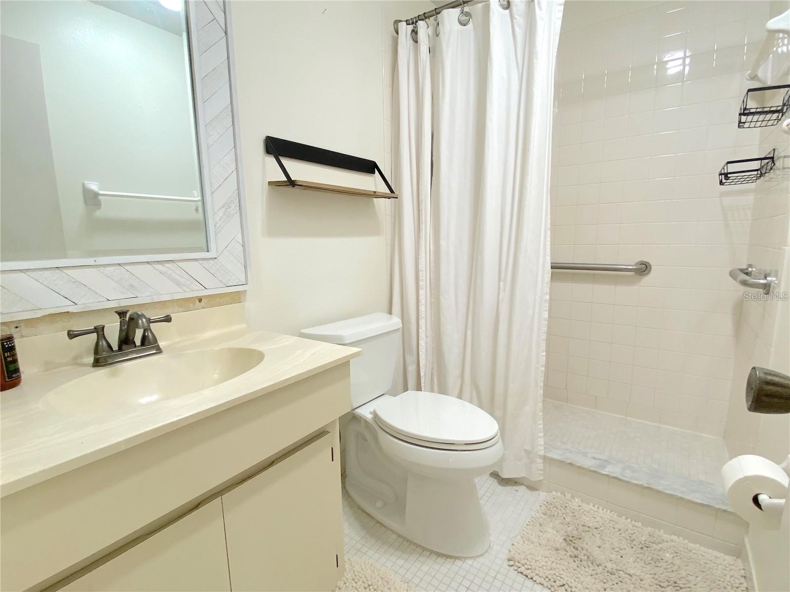 7041 W Country Club Drive N #218 Sarasota FL 34243 A4660202 image26