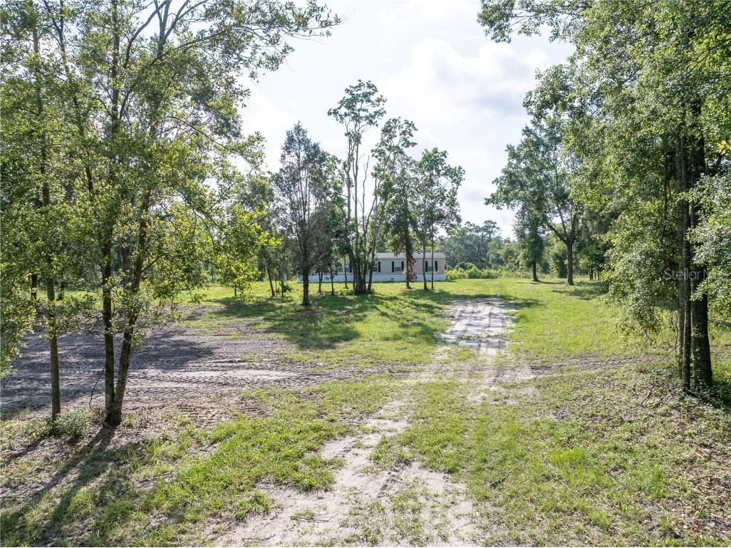 7042 121 St Place Live Oak FL 32060 W7857015 image1