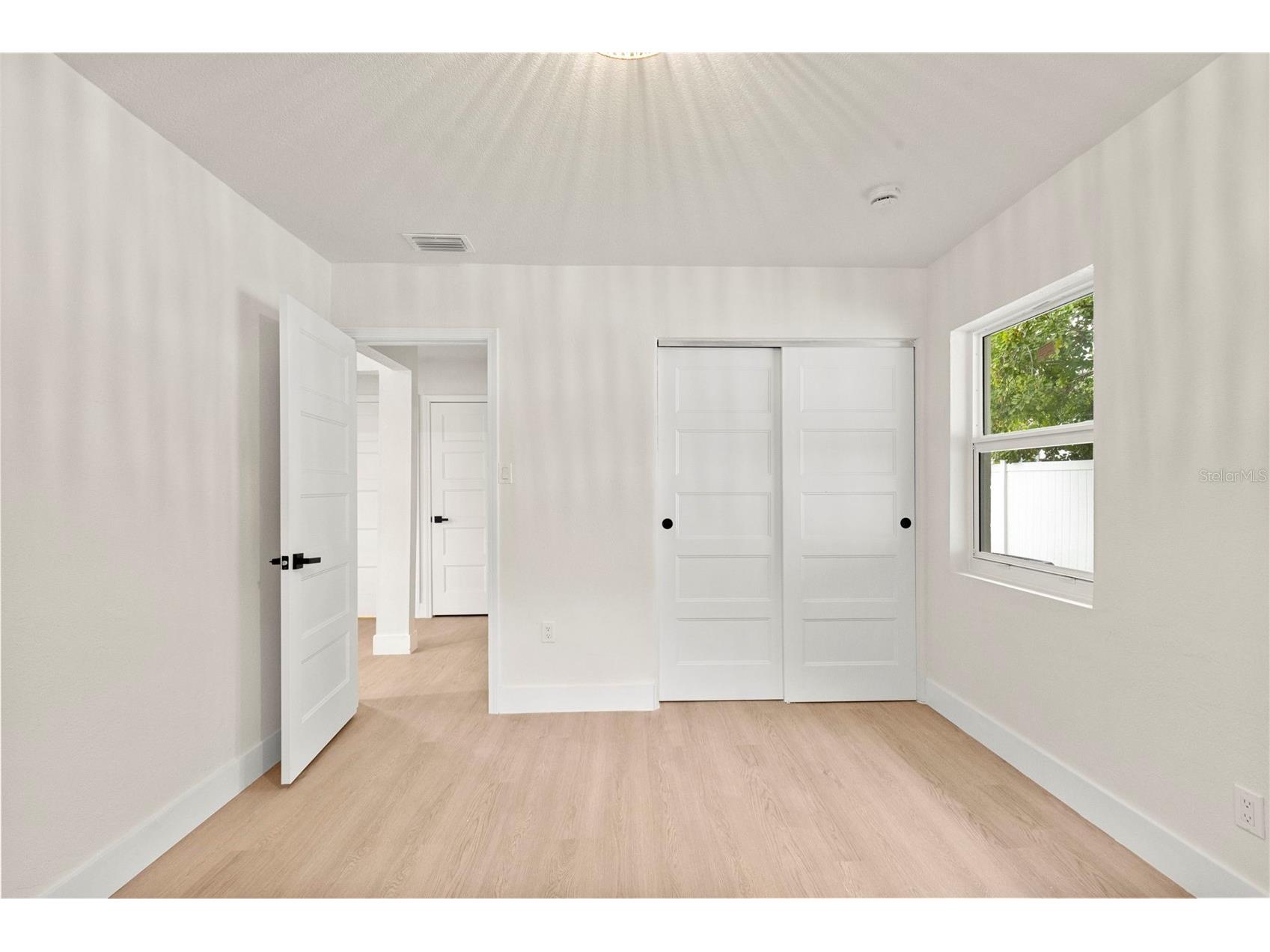 7042 Dartmouth Avenue N Saint Petersburg FL 33710 TB8504777 image31