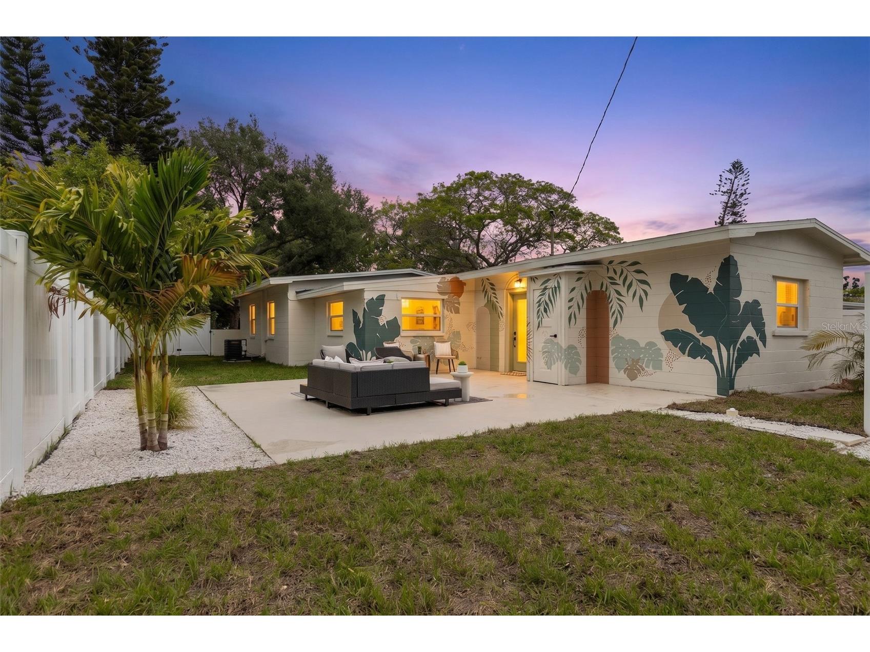 7042 Dartmouth Avenue N Saint Petersburg FL 33710 TB8504777 image38