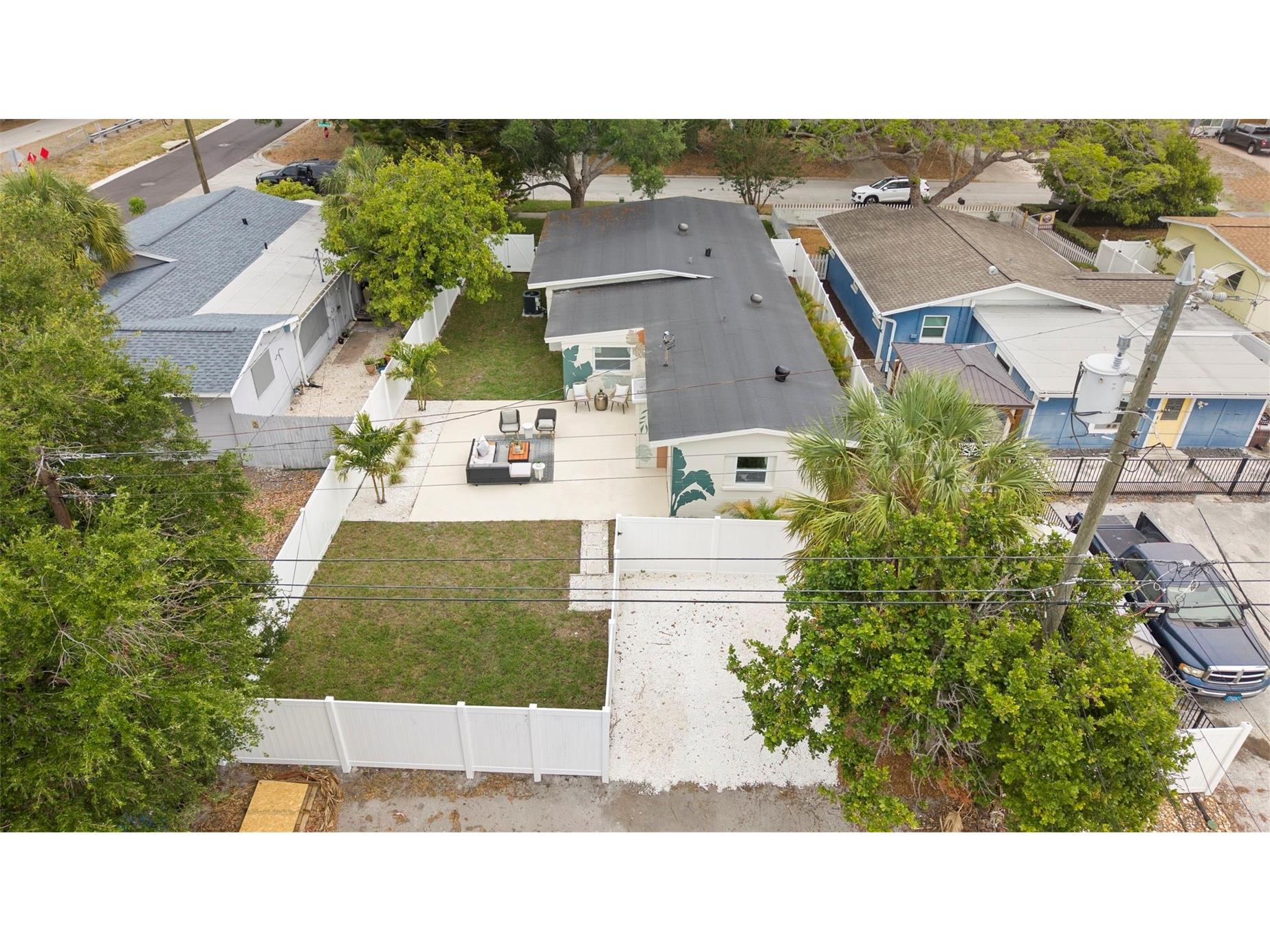 7042 Dartmouth Avenue N Saint Petersburg FL 33710 TB8504777 image44