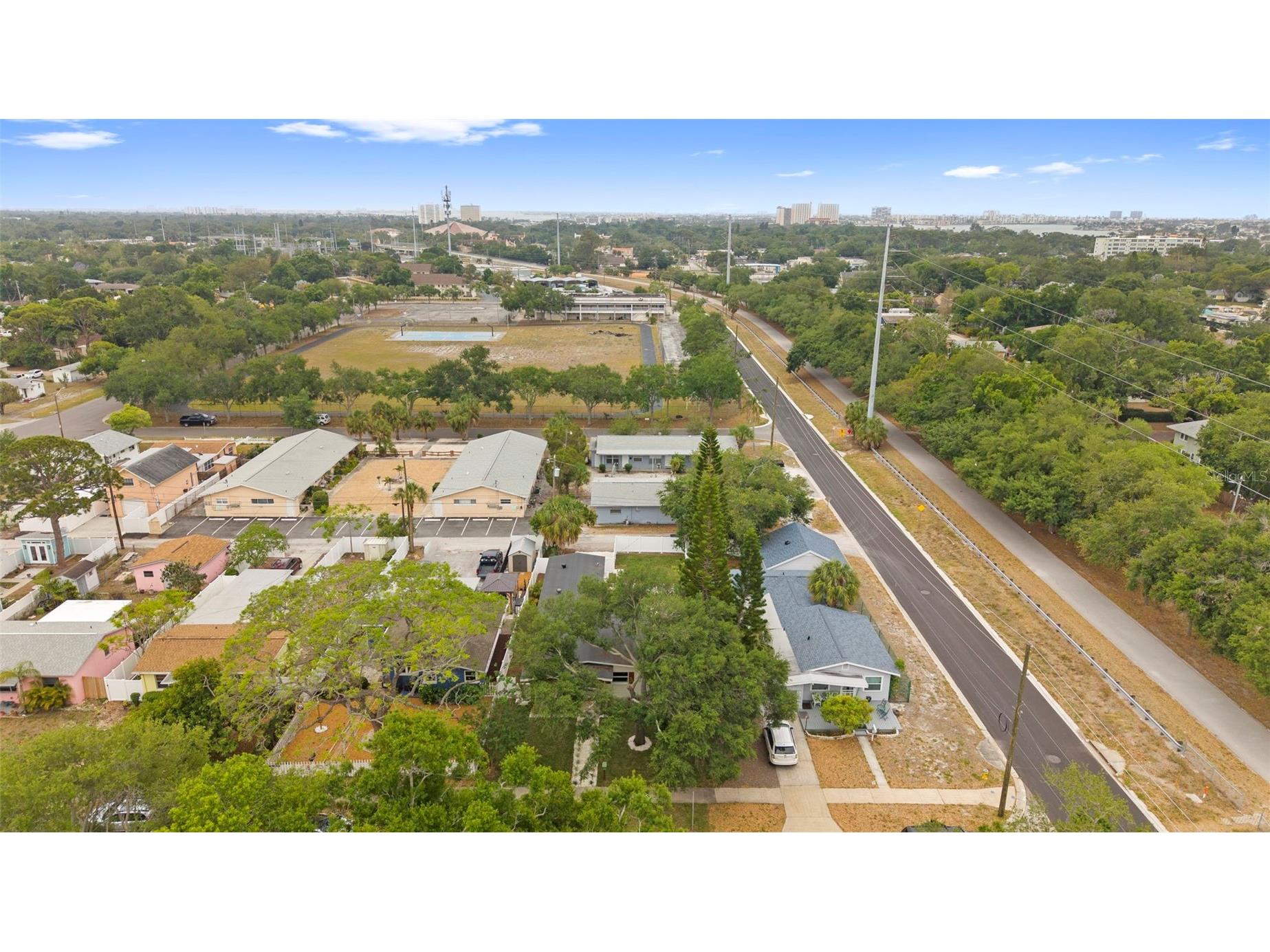 7042 Dartmouth Avenue N Saint Petersburg FL 33710 TB8504777 image46