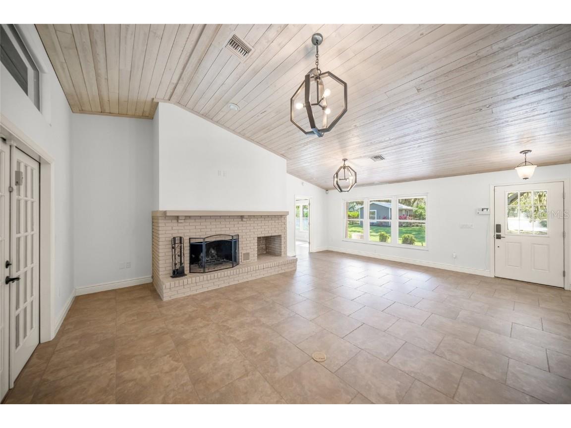 7042 Saddle Creek Circle Sarasota FL 34241 A4674939 image18