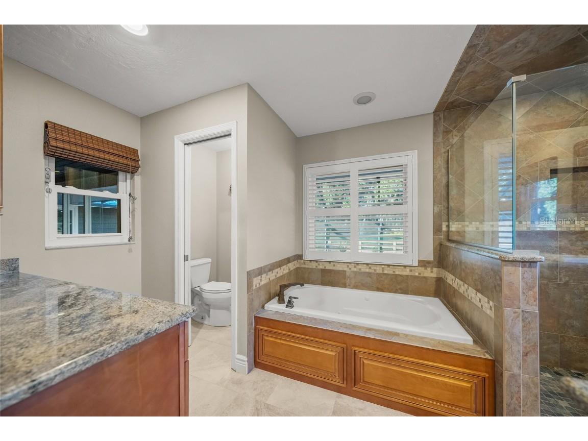 7042 Saddle Creek Circle Sarasota FL 34241 A4674939 image29