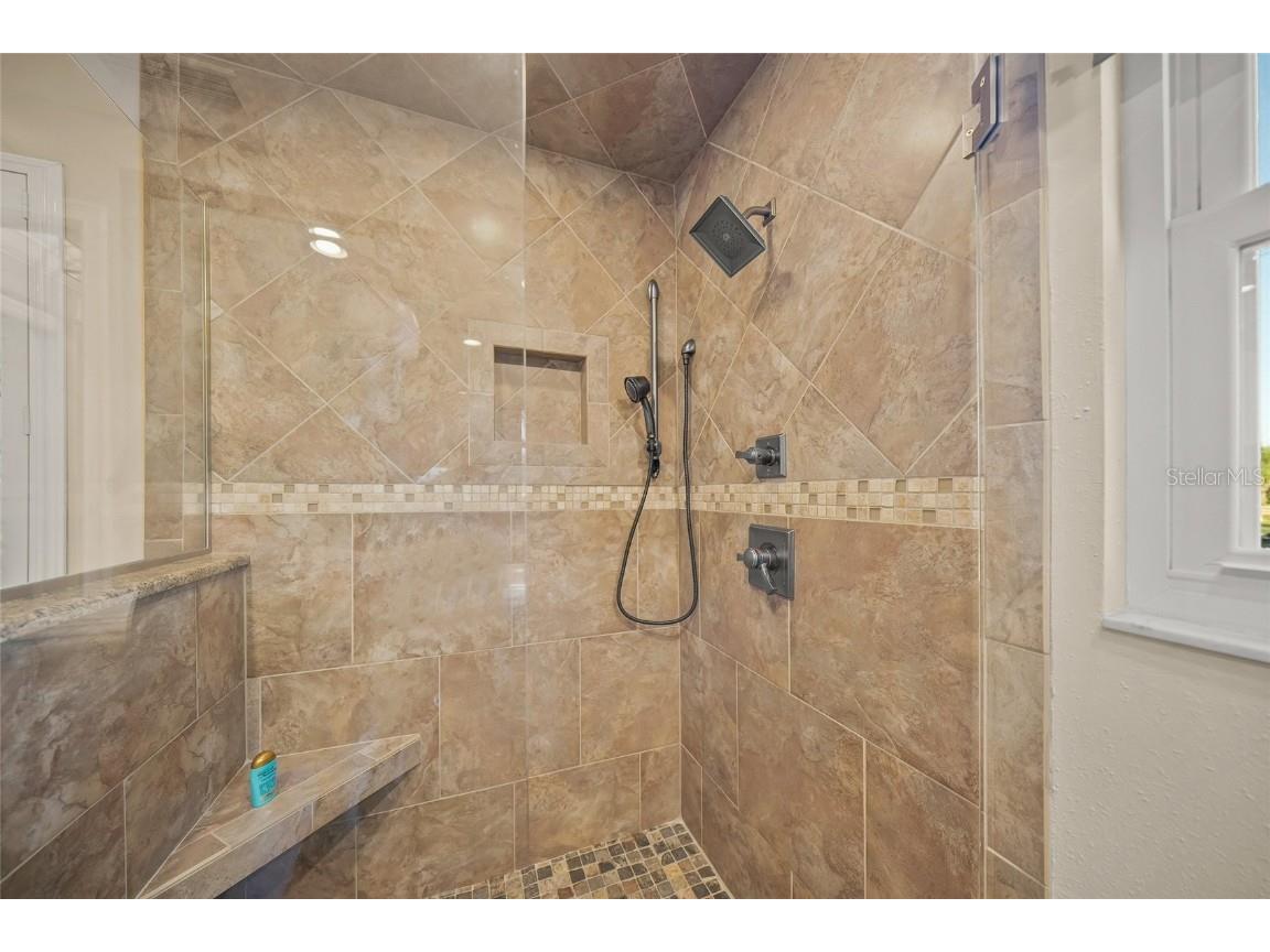 7042 Saddle Creek Circle Sarasota FL 34241 A4674939 image32