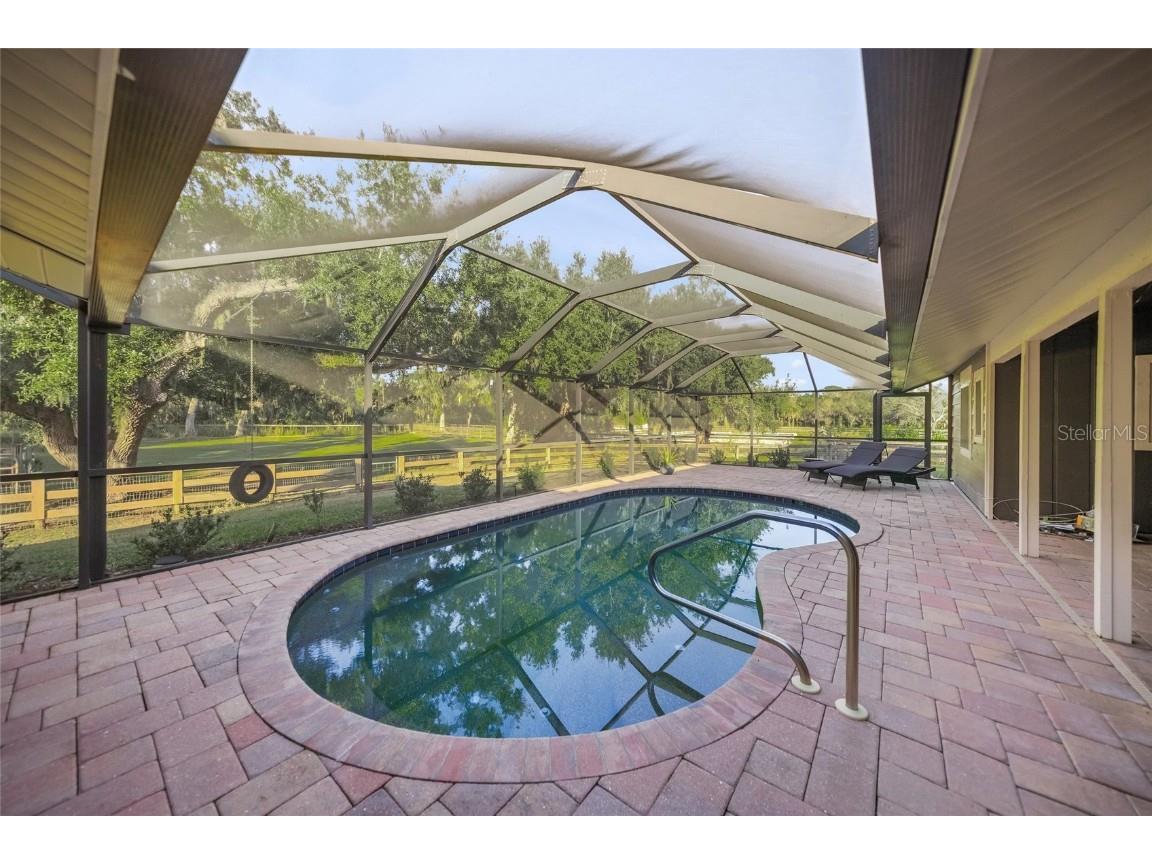 7042 Saddle Creek Circle Sarasota FL 34241 A4674939 image36