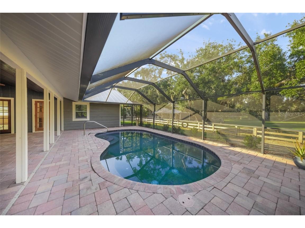 7042 Saddle Creek Circle Sarasota FL 34241 A4674939 image38