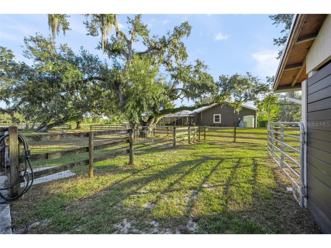 7042 Saddle Creek Circle Sarasota FL 34241 A4674939 image39