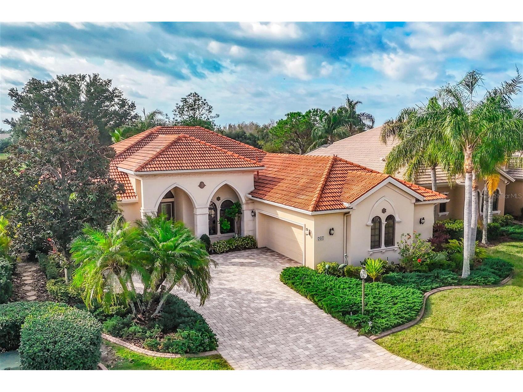 7042 Vilamoura Place Lakewood Ranch FL 34202 A4678644 image1