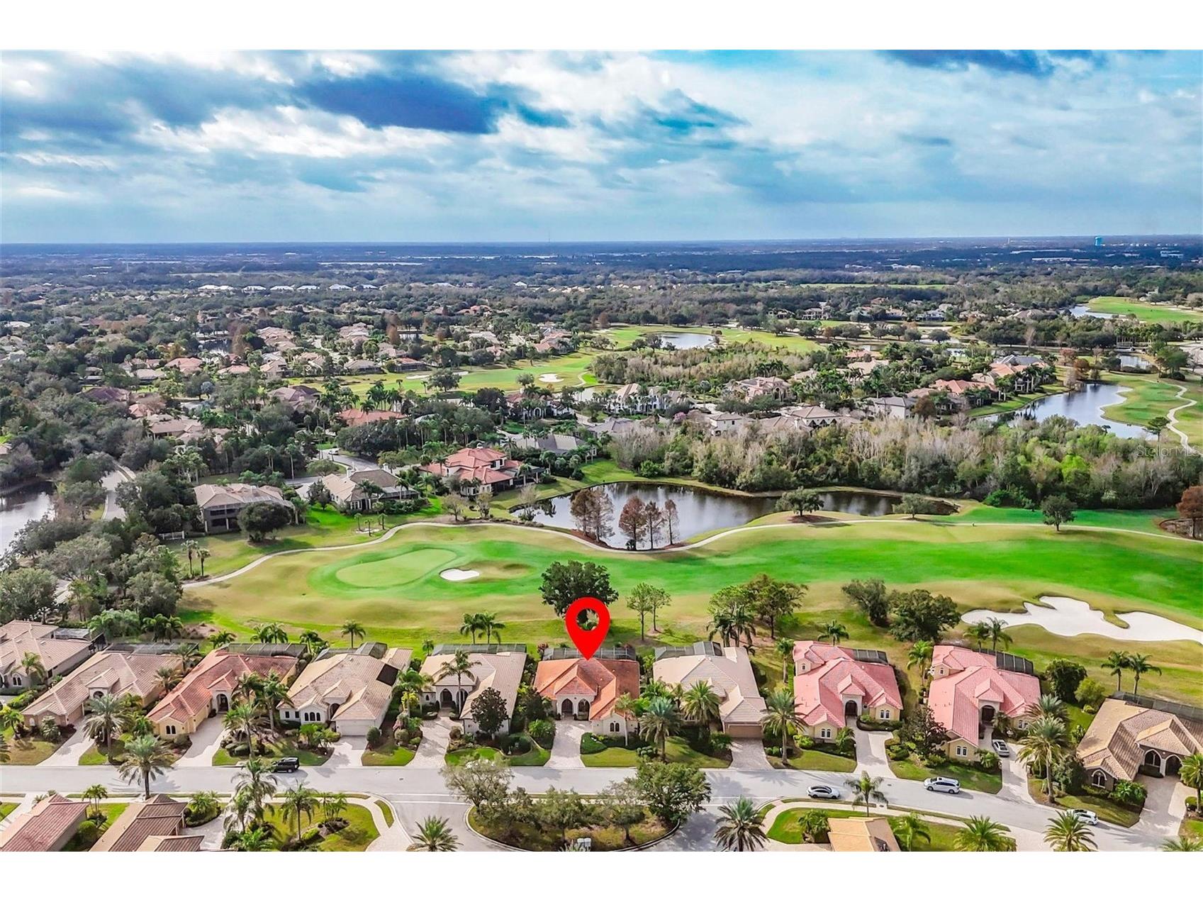7042 Vilamoura Place Lakewood Ranch FL 34202 A4678644 image2