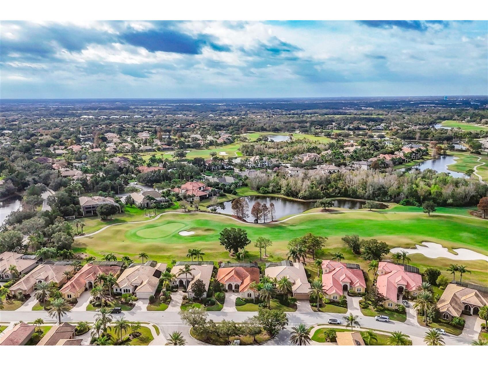 7042 Vilamoura Place Lakewood Ranch FL 34202 A4678644 image3