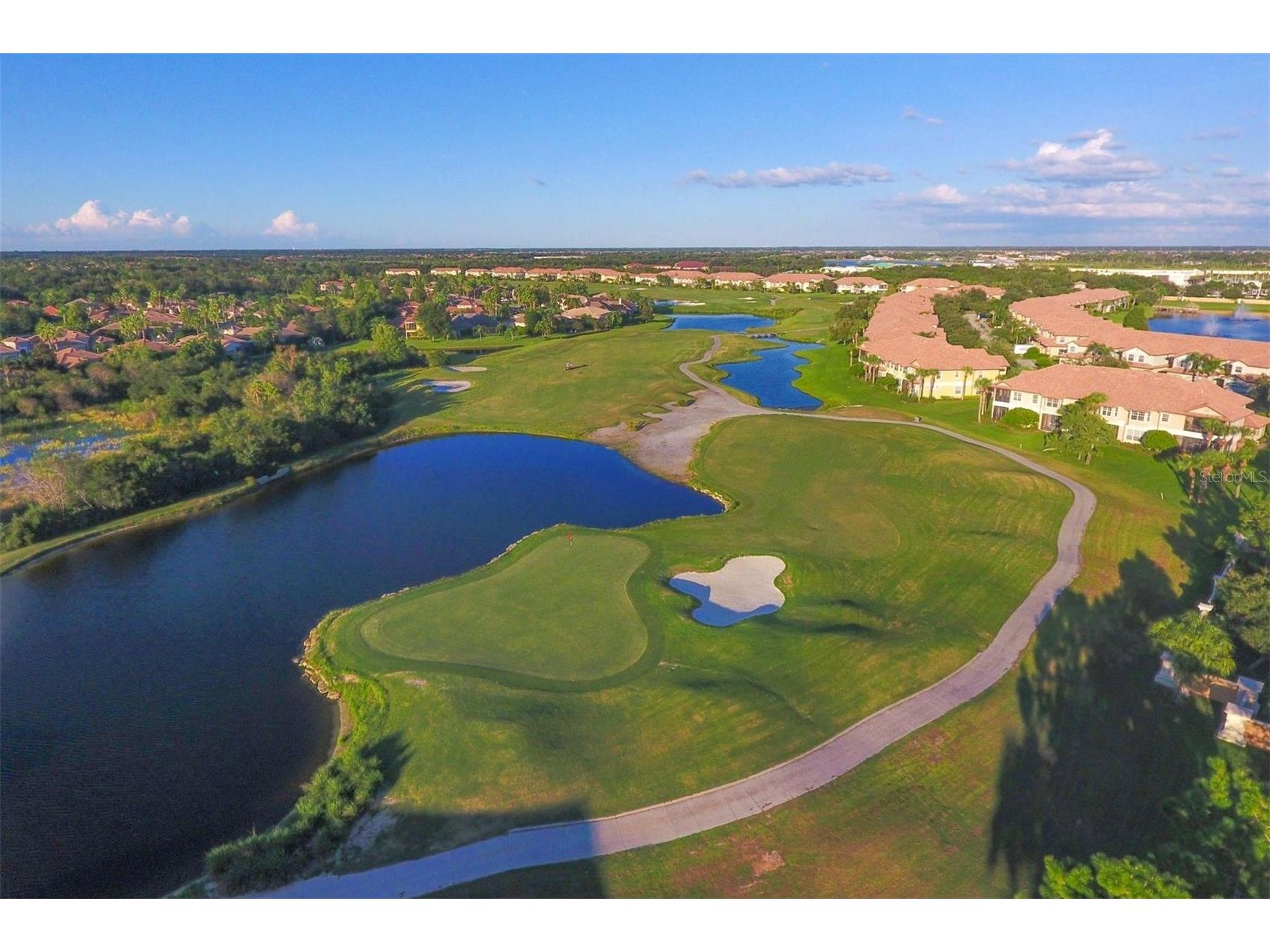 7042 Vilamoura Place Lakewood Ranch FL 34202 A4678644 image78