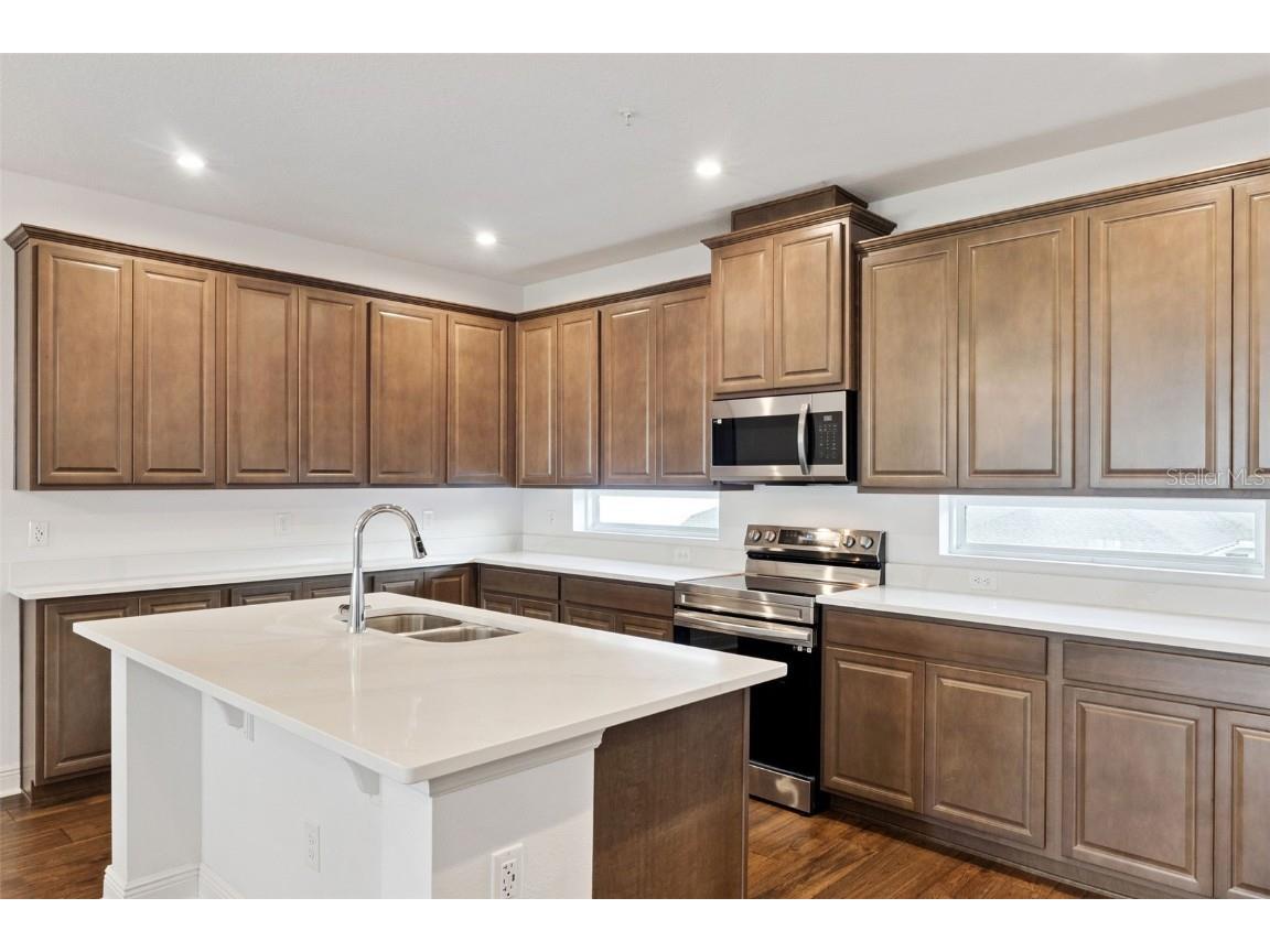 7043 Nemours Parkway Orlando FL 32827 O6351948 image17