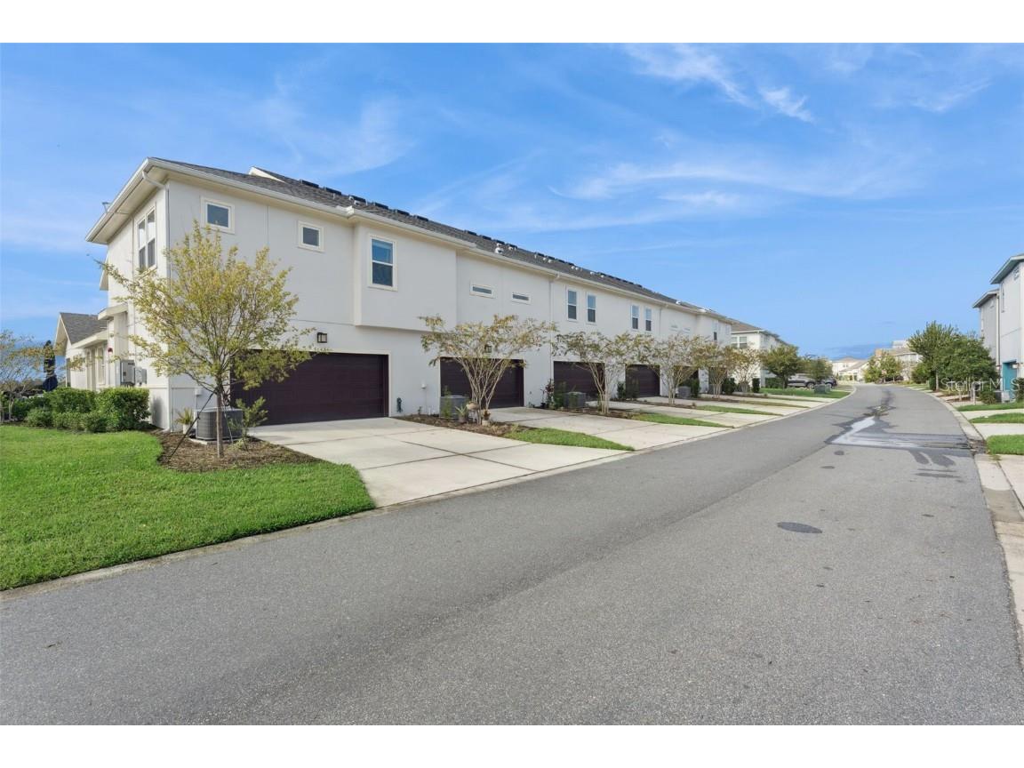 7043 Nemours Parkway Orlando FL 32827 O6351948 image8