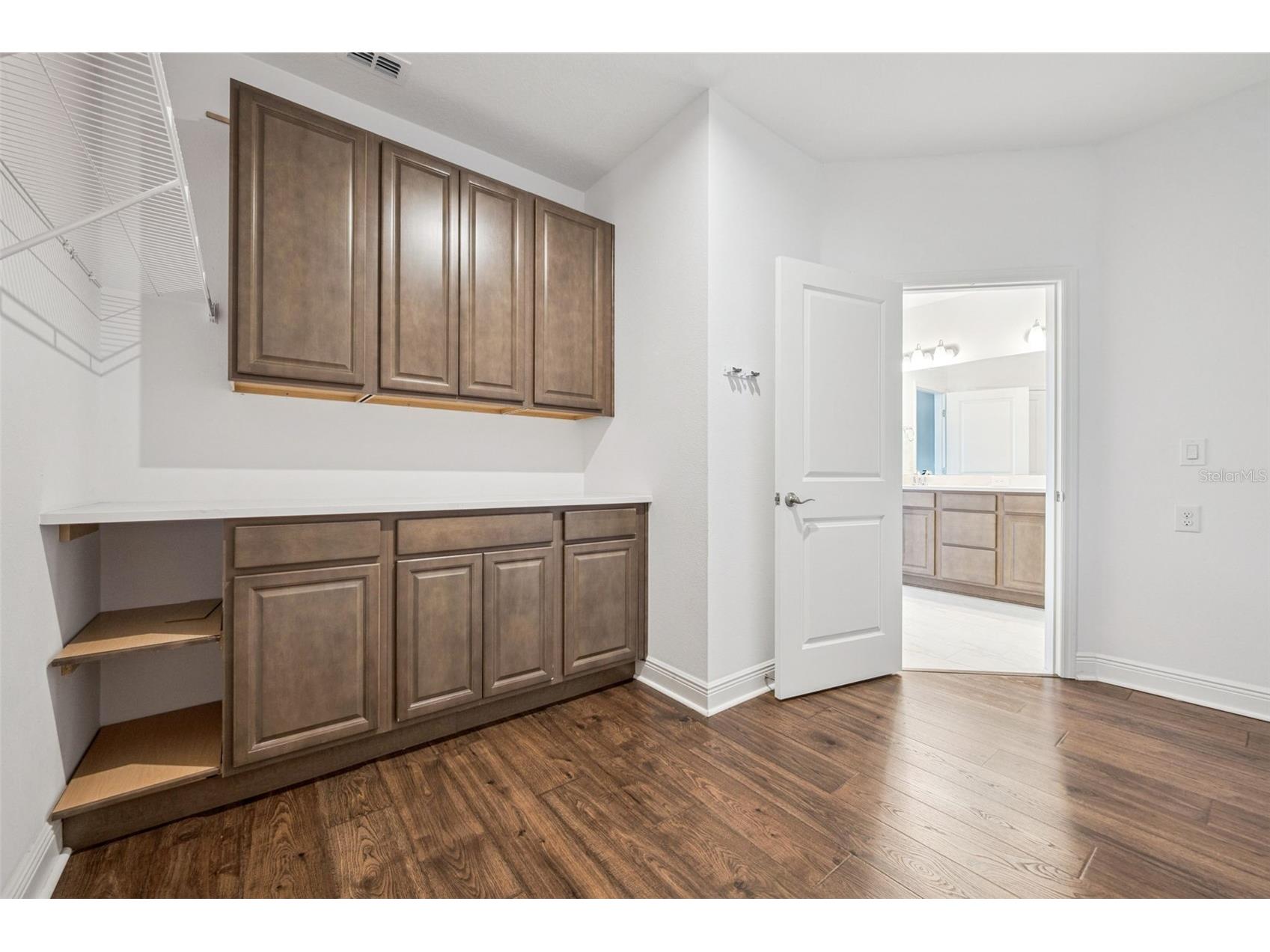 7043 Nemours Parkway Orlando FL 32827 O6375843 image12