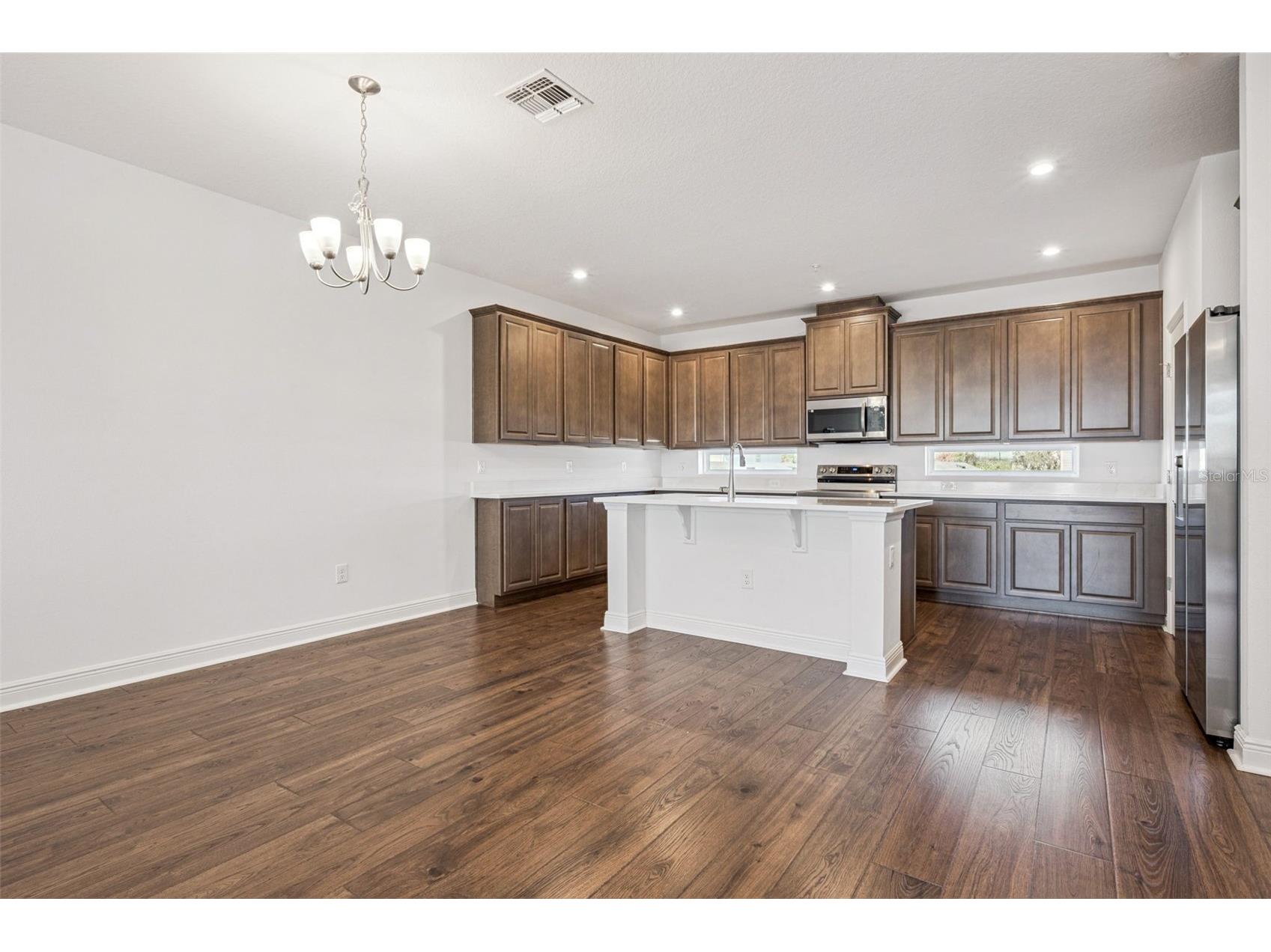 7043 Nemours Parkway Orlando FL 32827 O6375843 image4