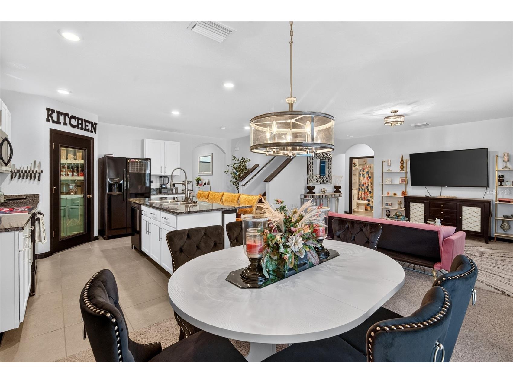 7043 Silverado Ranch Boulevard Zephyrhills FL 33541 S5152531 image11