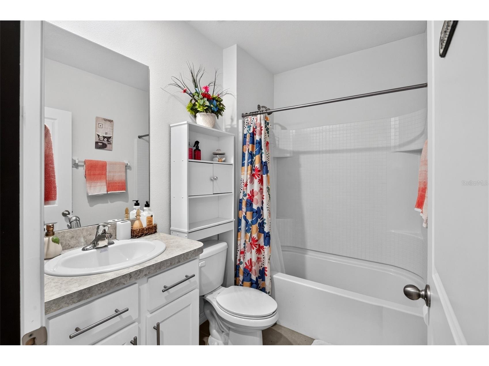 7043 Silverado Ranch Boulevard Zephyrhills FL 33541 S5152531 image36