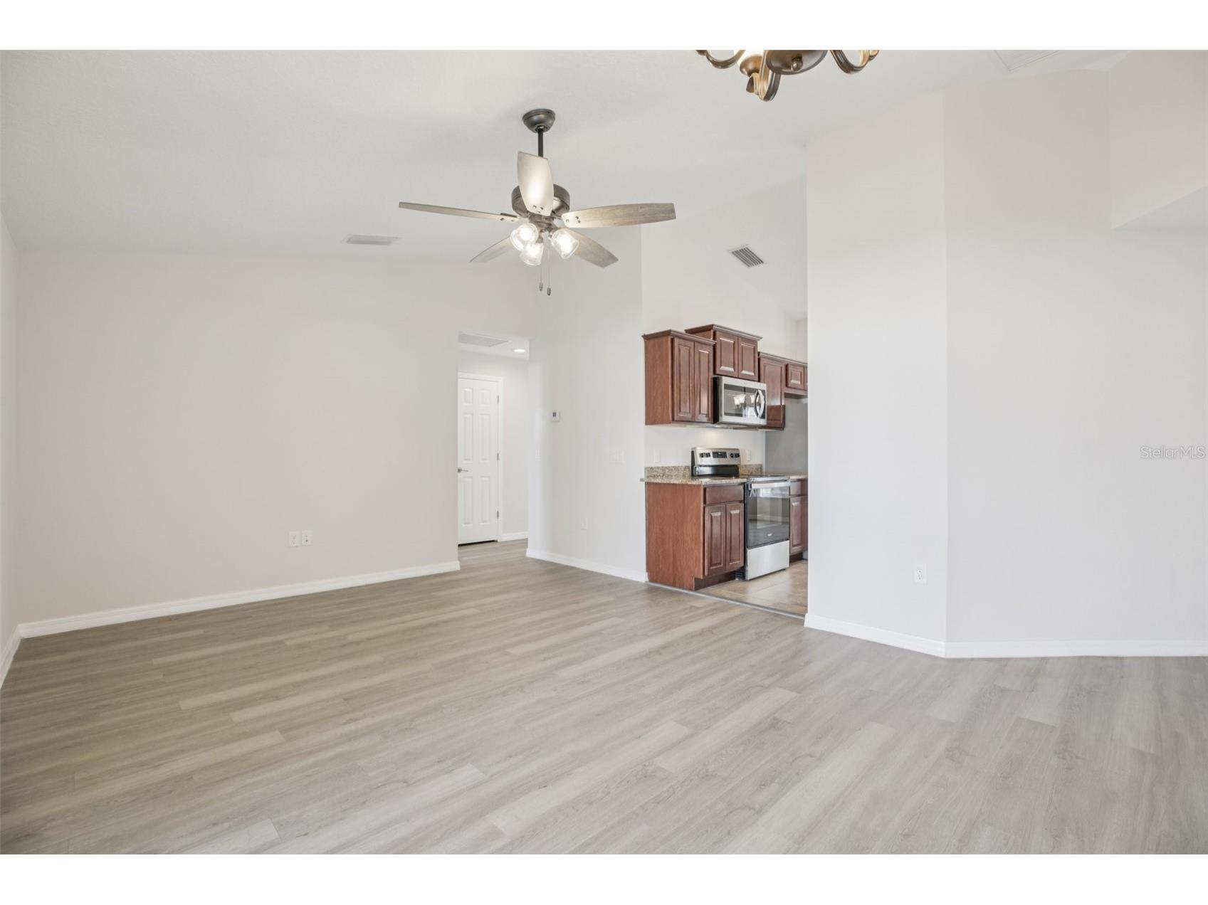 7043 SW 130th Lane Road Ocala FL 34473 OM716183 image7