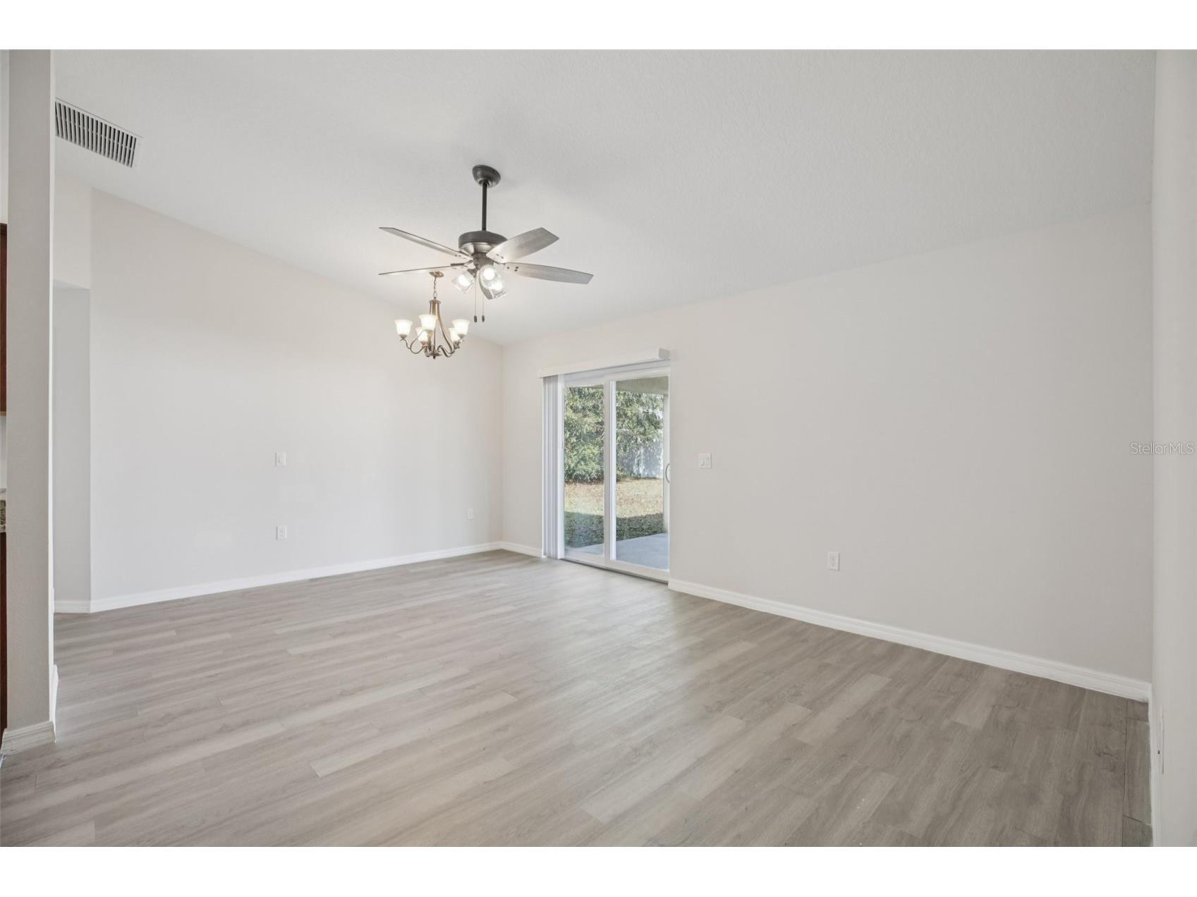 7043 SW 130th Lane Road Ocala FL 34473 OM716183 image9