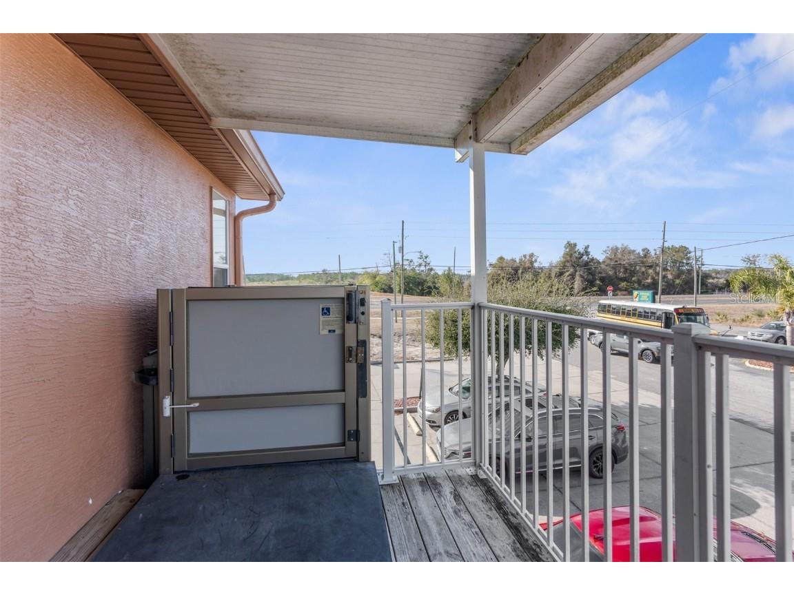 7044 Commercial Way Weeki Wachee FL 34613 W7872158 image11