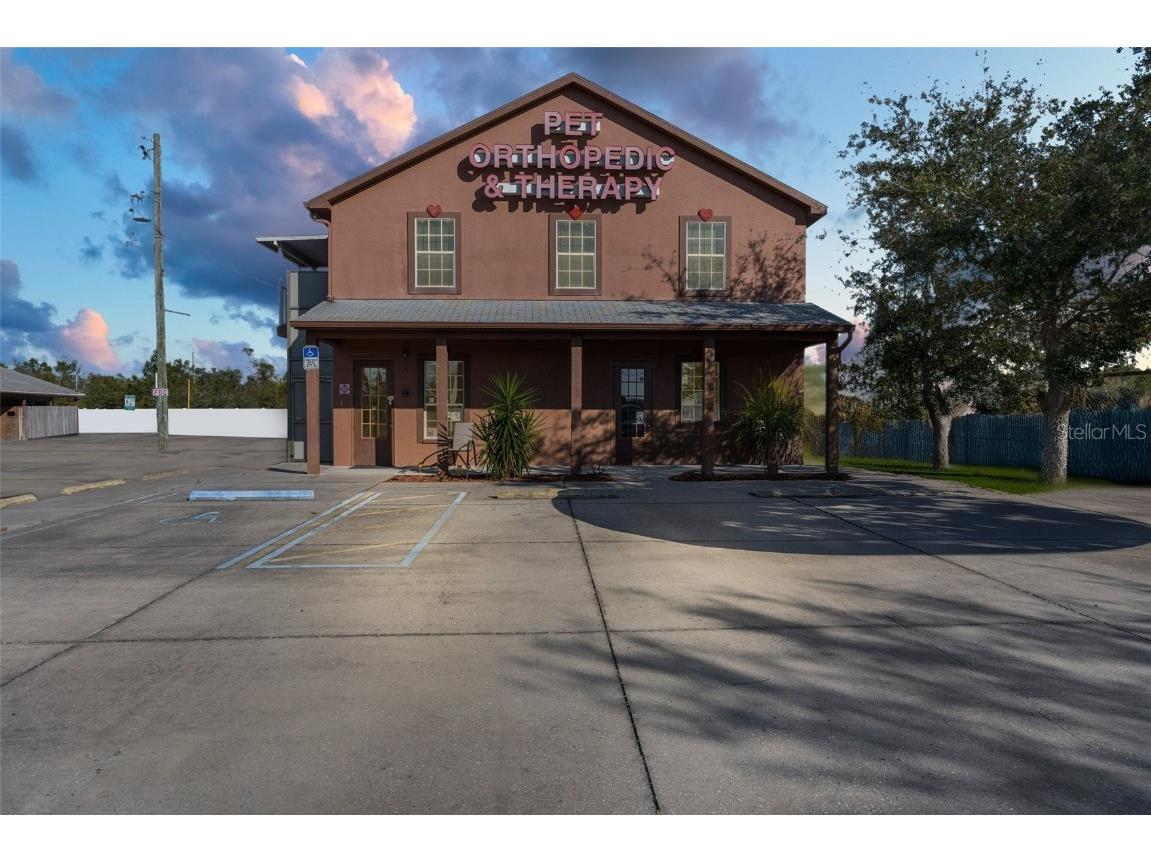 7044 Commercial Way Weeki Wachee FL 34613 W7872158 image28
