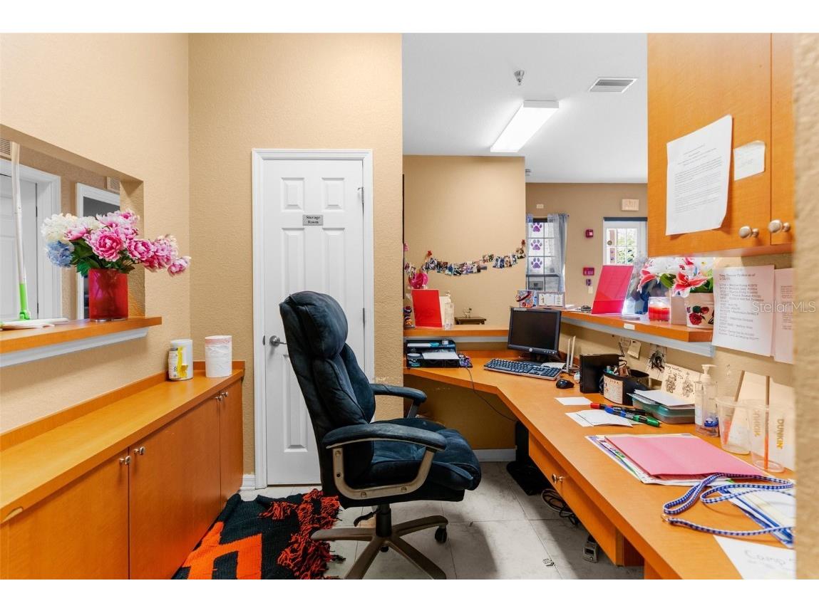 7044 Commercial Way Weeki Wachee FL 34613 W7872158 image34