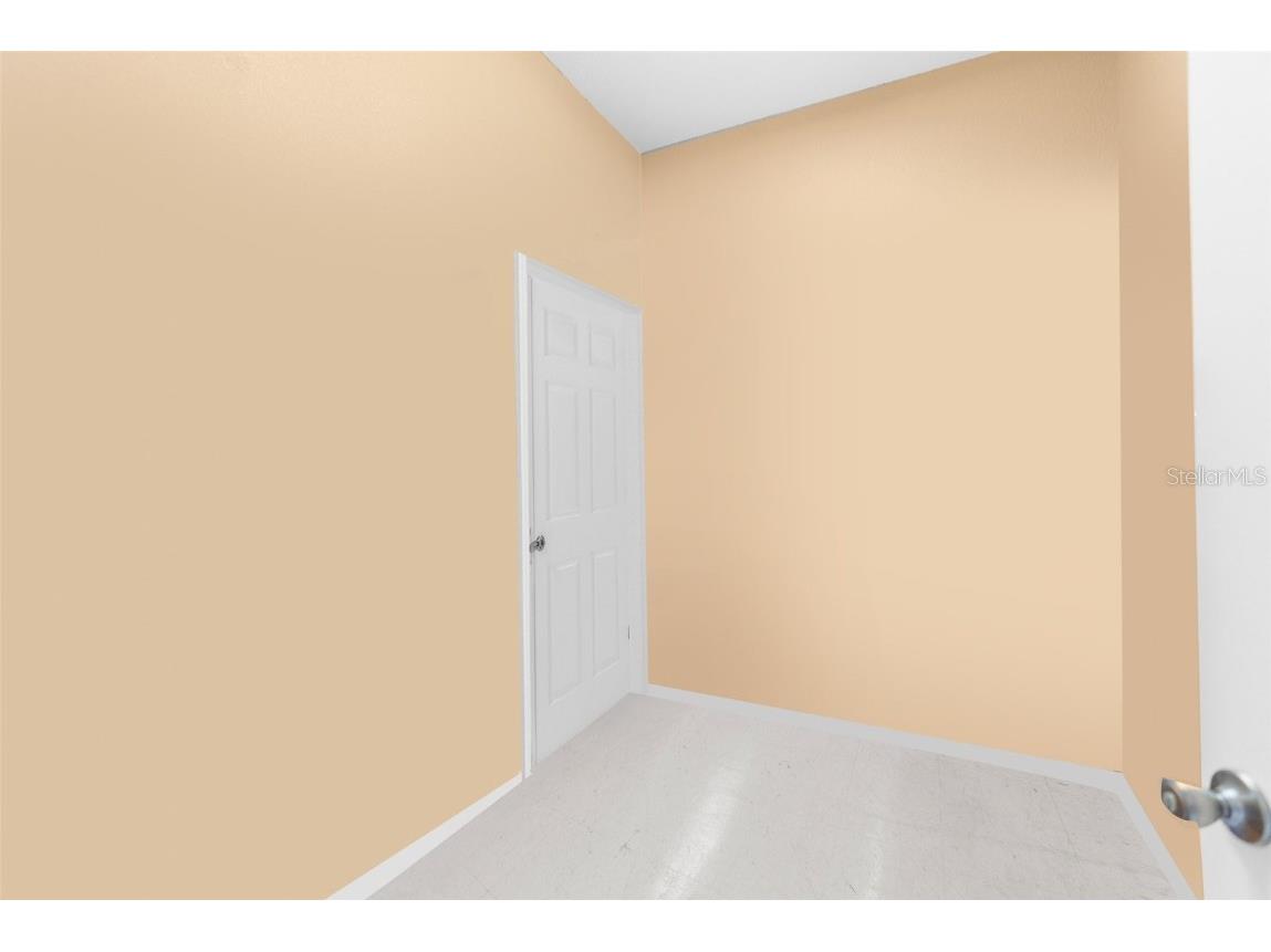 7044 Commercial Way Weeki Wachee FL 34613 W7872158 image37