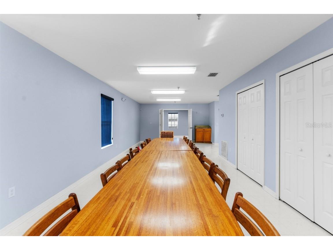 7044 Commercial Way Weeki Wachee FL 34613 W7872158 image39