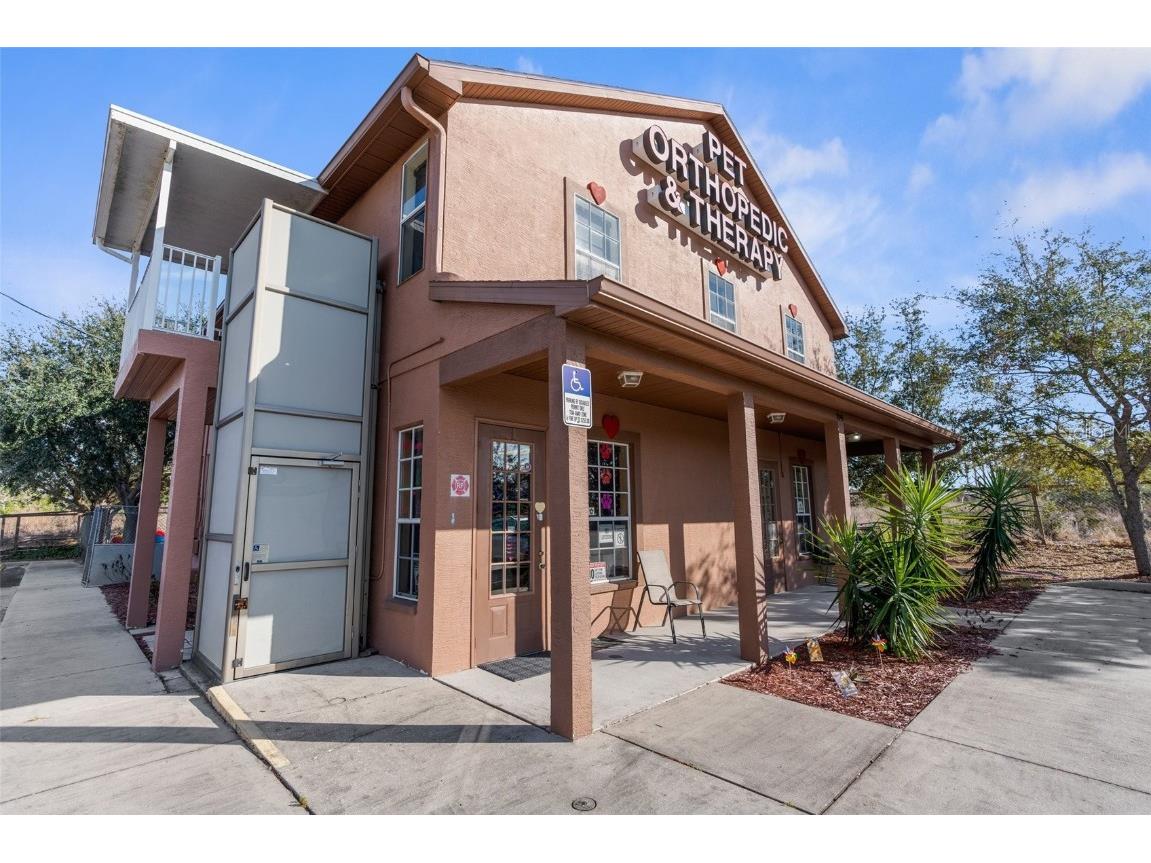7044 Commercial Way Weeki Wachee FL 34613 W7872158 image45