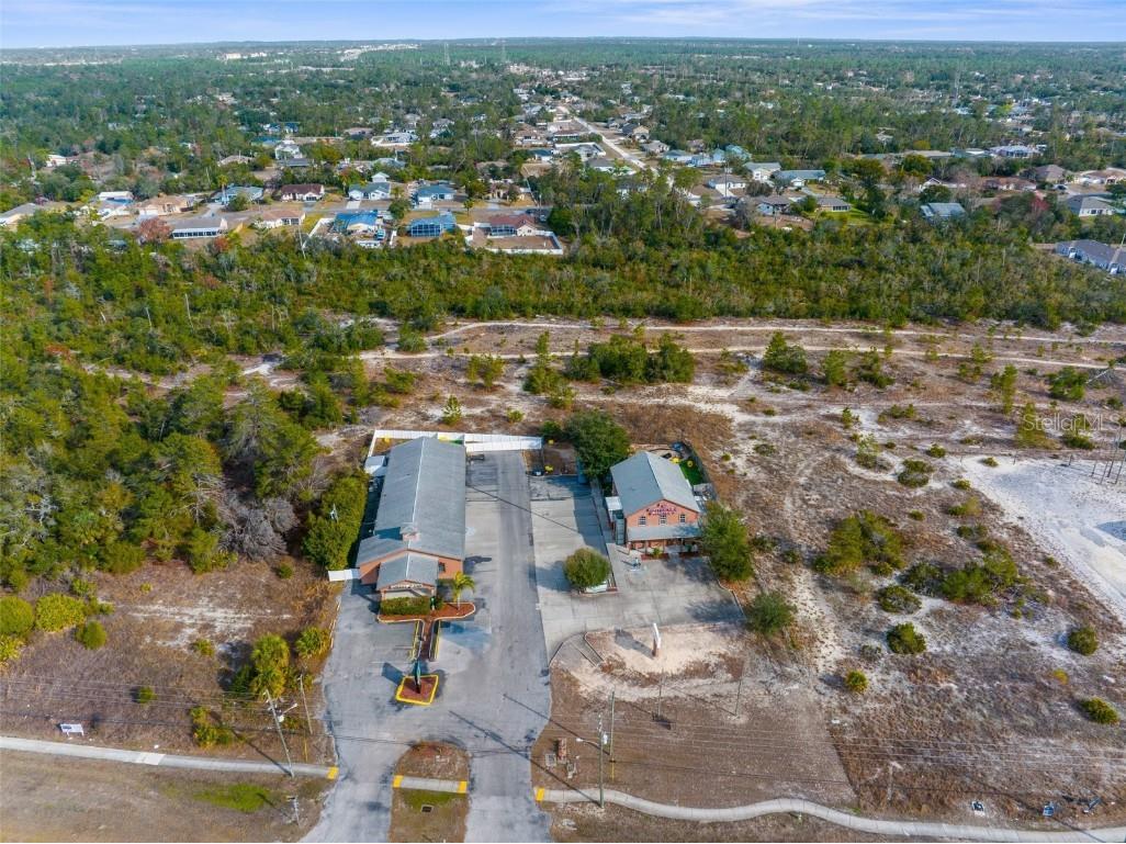 7044 Commercial Way Weeki Wachee FL 34613 W7872158 image47