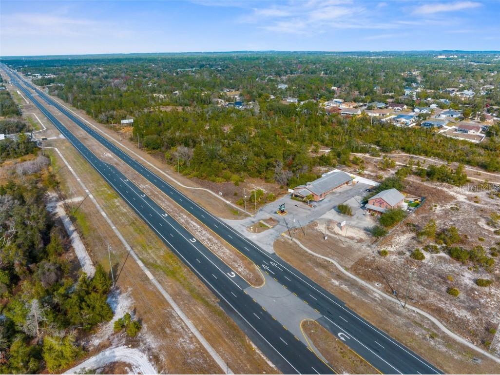 7044 Commercial Way Weeki Wachee FL 34613 W7872158 image50