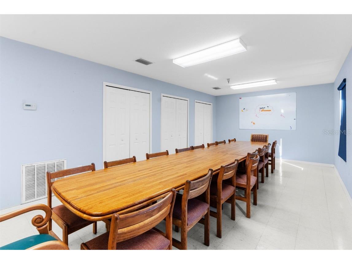 7044 Commercial Way Weeki Wachee FL 34613 W7872158 image6