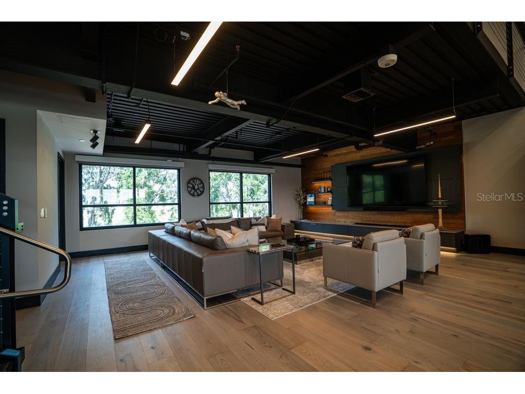 7045 N Tamiami Trail #209 Sarasota FL 34243 A4689071 image16