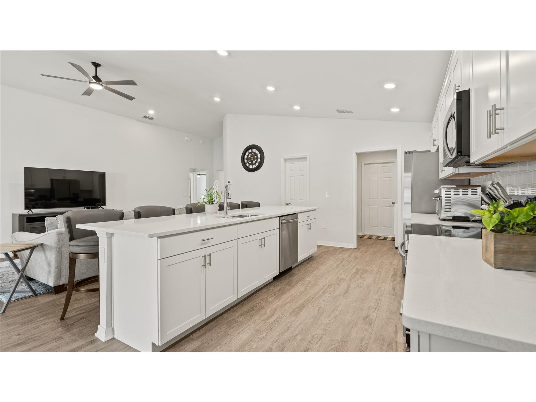 7046 Bently Drive Lakeland FL 33809 O6341354 image14